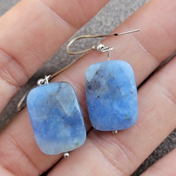 Natural blue opal faceted square 925 sterling silver dangle earrings - Picture 6 of 16